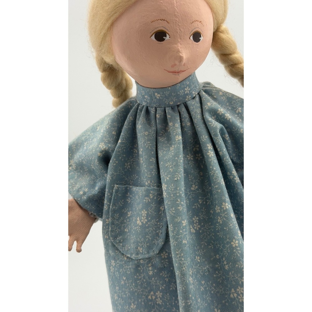Ellen Turner NIADA Artist Doll Emmie Lou Folk Art Cloth Doll Signed 12.5" - Picture 8 of 15